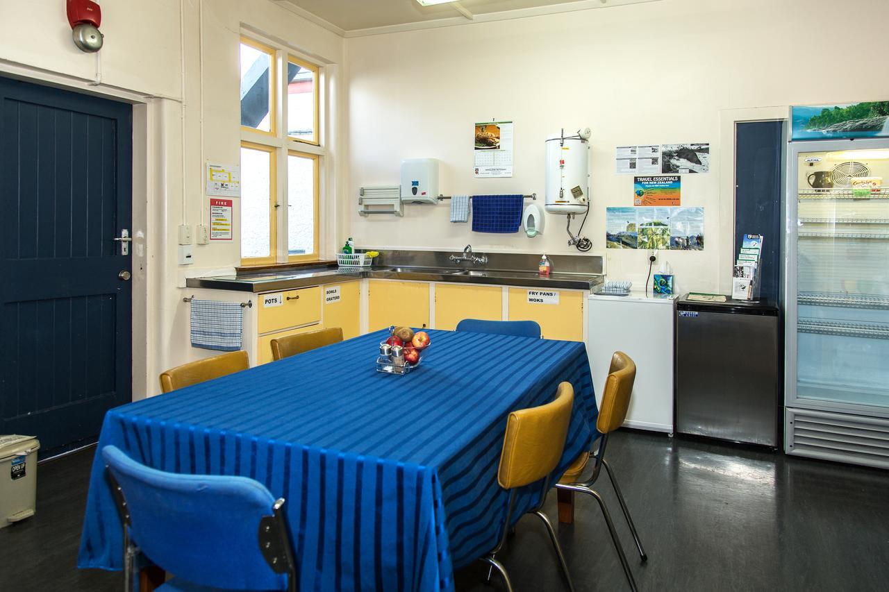 Rawhiti Backpackers Hostel เจอราลดีน ภายนอก รูปภาพ
