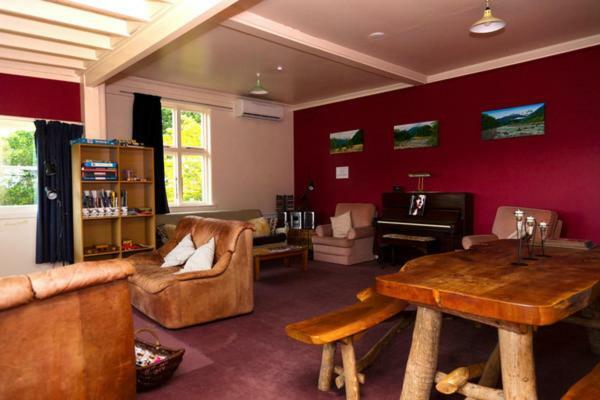 Rawhiti Backpackers Hostel เจอราลดีน ภายนอก รูปภาพ